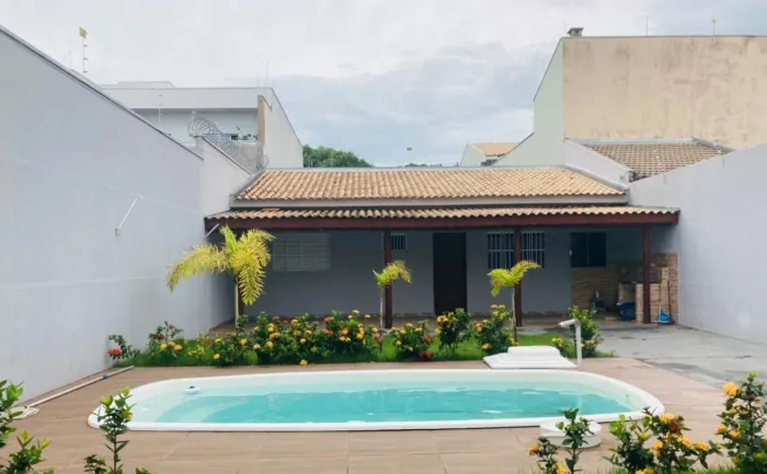 Vendo Casa c/ piscina