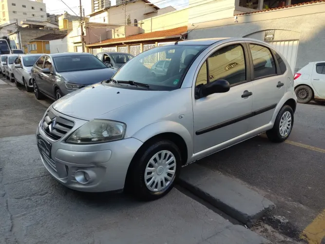 Citroen C3 GLX 1.4/ GLX Sonora 1.4 Flex 8V 5P 2010