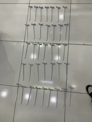 37 Ganchos P/ Painel Canaletado De 20cm Branco Ou Preto