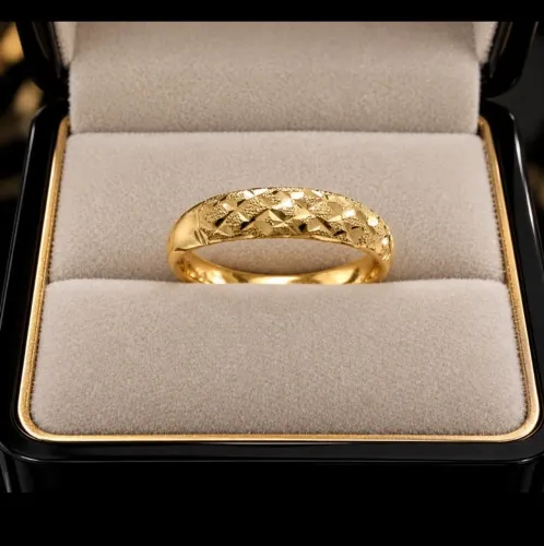 Anel Em Ouro Amarelo!