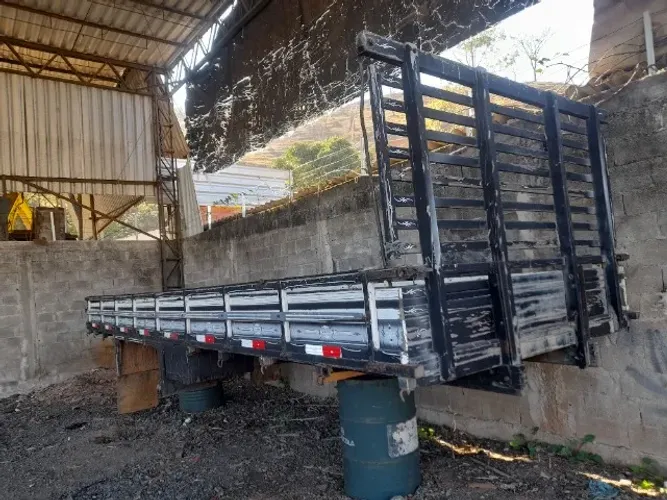 Carroceria aberta 6,20m para caminhão 3/4