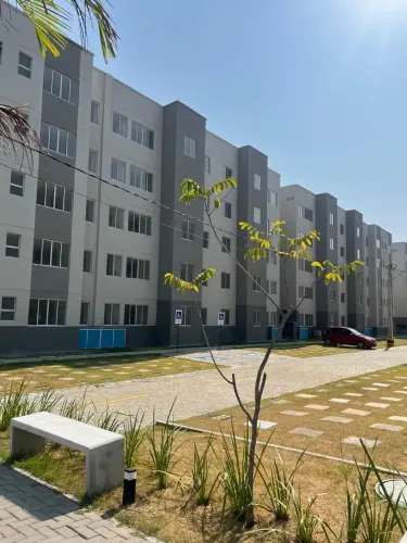 APARTAMENTO DE REPASSE NO COND. CONQUSITA FLORA PASSRÉ COM LEEVADOR E VAGA