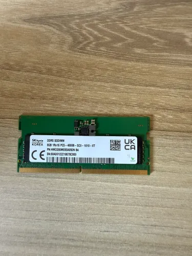 Memória Notebook DDR5 8GB 5600MHz SO-DIMM UCKA Original e um Dell