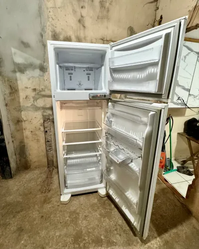 Geladeira Brastemp frostfree 