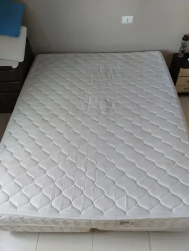Cama Queen