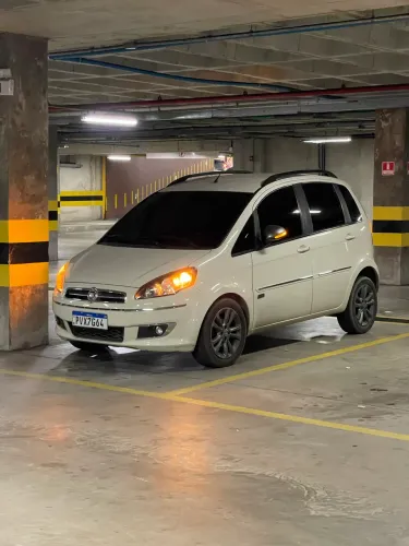 Fiat Idea Essence Sublime Dual.1.6 Flex16v 5P 2015