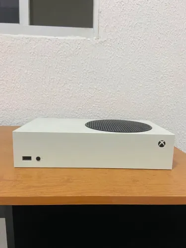 Xbox Séries S Com defeito - SOMENTE CONSOLE
