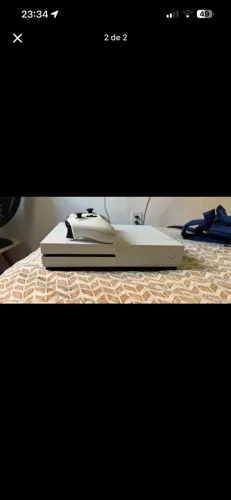 Vendo Xbox one s de 1 TB seminovo