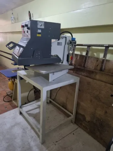 Prensa Térmica Pneumática Mogk PTP-400 220V