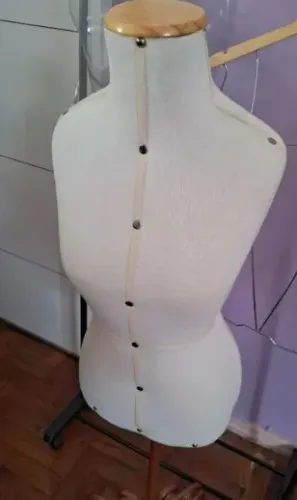 Manequim tamanho 36 - CATETE Rj