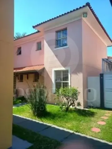 SOBRADO À VENDA COM 3 DORMITÓRIOS E ÁREA DE CHURRASQUEIRA NO VILLA FLORA SUMARÉ/SP