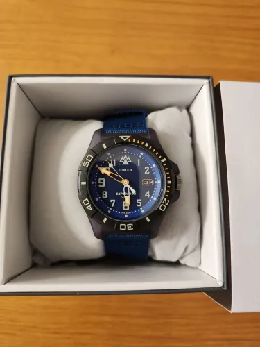 Relógio Timex Expedition Solar azul