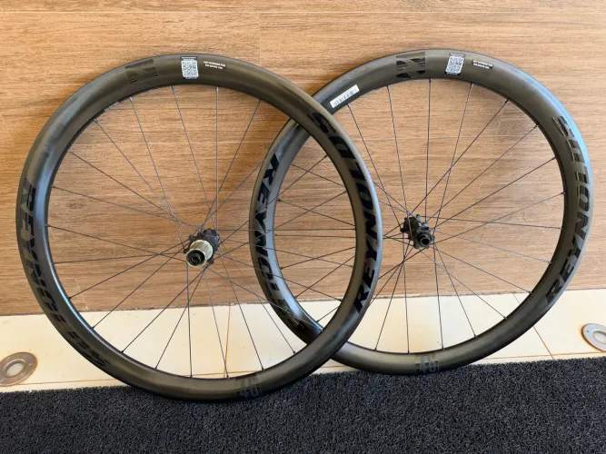 Rodas Reynolds Blacklabel 46 Carbon Disc - Zero Km