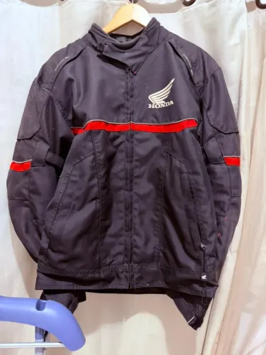 JAQUETA MASCULINA HONDA WATERPROOF PRETO/VERMELHA
