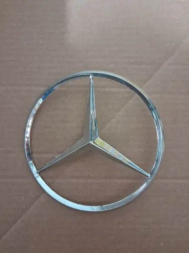 Emblema para caminhão Mercedes