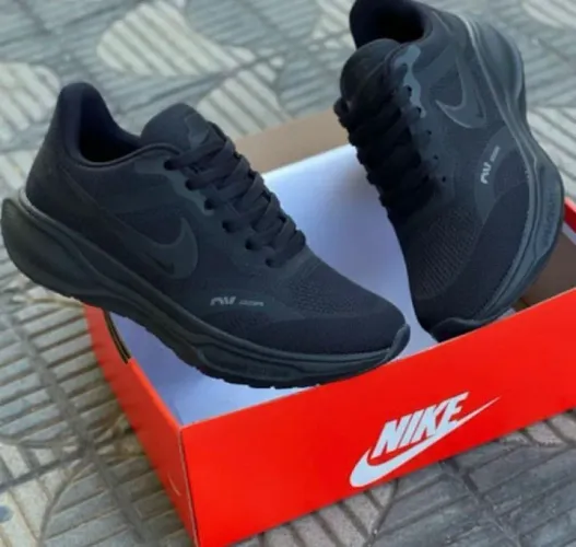 TÊNIS NIKE TAMANHO ESPECIAL  - [N°:45].