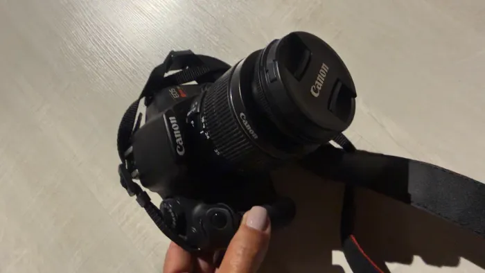 Máquina fotográfica Canon