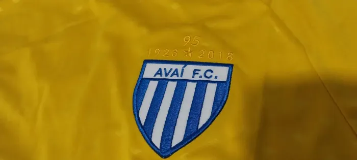 Camisa de Goleiro do Avaí 2018 Umbro Amarela  Nova