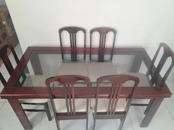 Mesa em madeira