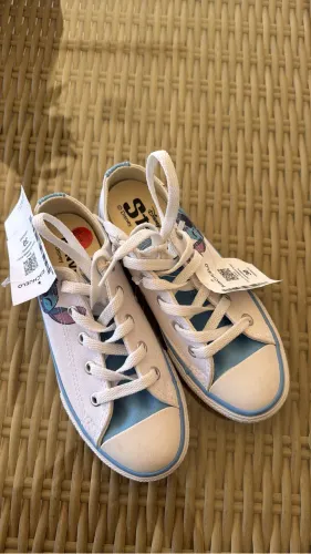 Tênis infantil All Star Stitch (NOVO E ORIGINAL)