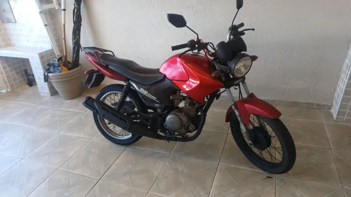 YAMAHA YBR 125