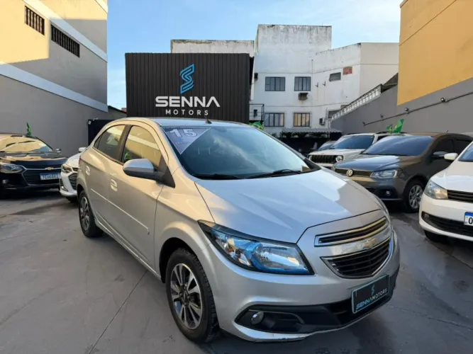 Chevrolet Onix Hatch LTZ 1.4 8V Flex Aut. 4P 2015