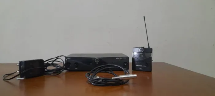 AKG Perception Wireless 45 | Conjunto instrumental sistema sem fio banda U2 614.100 - 629.