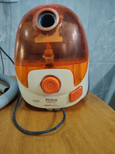 Aspirador de pó Philco 1400w funcionando