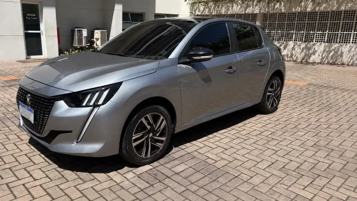 Peugeot 208 Roadtrip 1.6 Flex 16V 5P Aut. 2024
