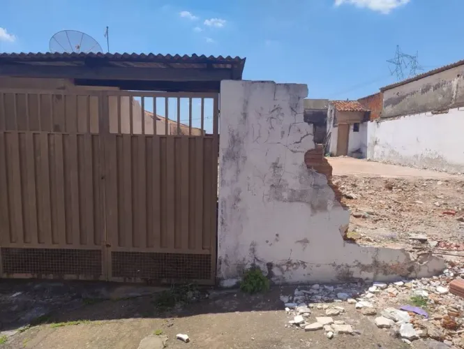 Venda - Terreno - Conjunto Habitacional 31 de Março (COHAB) - Santa Bárbara D'Oeste - SP