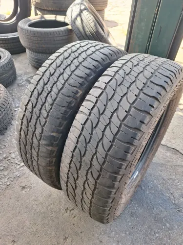 Pneus 215 65 16 Michelin (meia-vida)