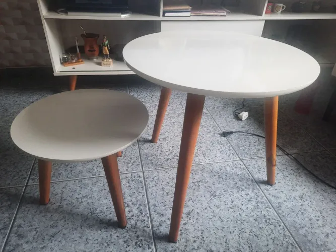 Mesa de centro com mesinha auxiliar