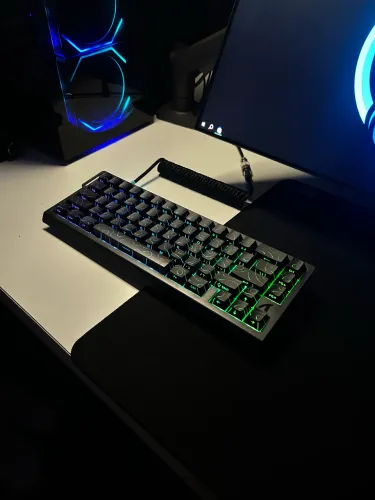 TECLADO MAGNÉTICO GAMER ATTACK SHARK X68he (NOVO)
