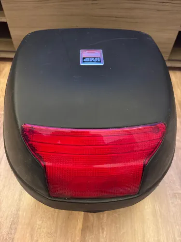 Baú de Moto GIVI (Ótimo Estado)