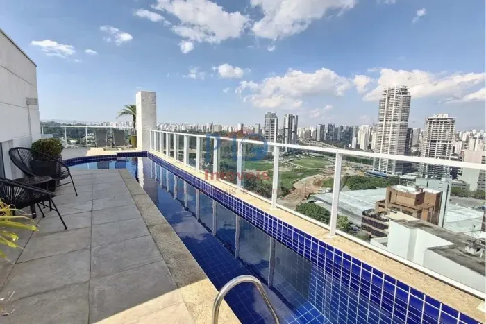 Cobertura com 3 suítes 5 vagas a venda no Panamby