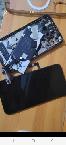 Peças do IPhone 11