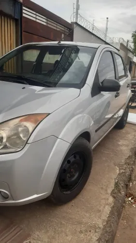 Ford Fiesta Sedan 1.0 8V Flex 4P 2009