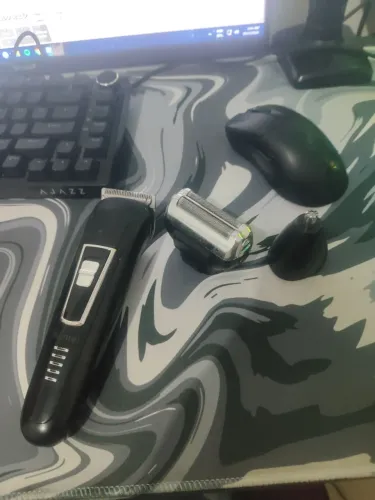 Maquininha de cortar o cabelo 3 em 1