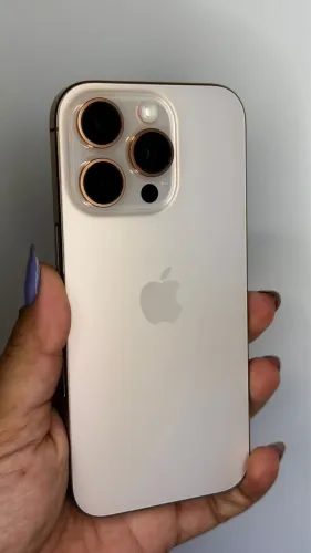 iPhone 16 pro 256gb bateria 95%