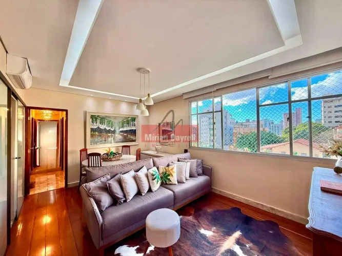 Apartamento com 3 quartos (2 suítes) no bairro Santo Antônio