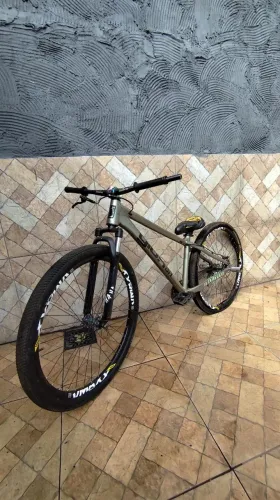 Bicicleta Gios aro 29