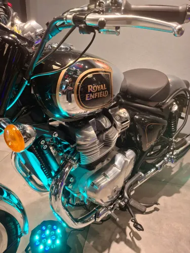 Nova Classic Chrome Black 650cc - Amanda 