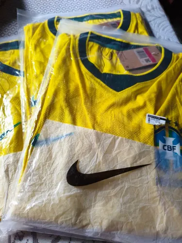 Camisa amarela do Brasil estilo jogado.r original