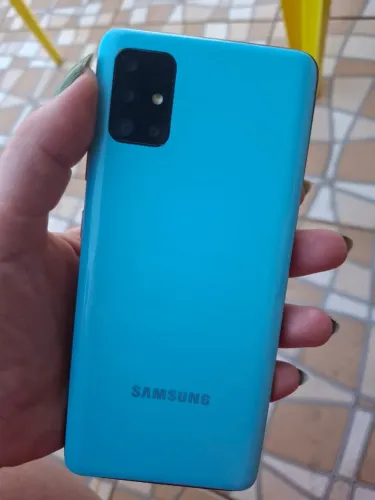 Samsung Galaxy A51