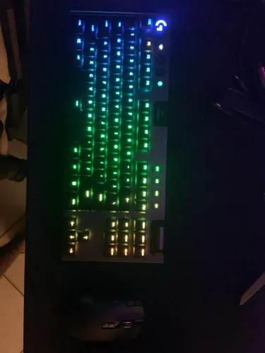Teclado Logitech G915 TKL