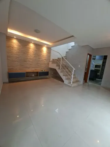 Sobrado em Condominio fechado / Vila Areao - Taubaté - SP