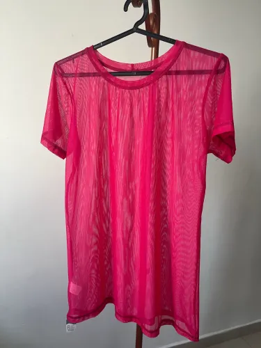 Camisa em tule rosa NOVA