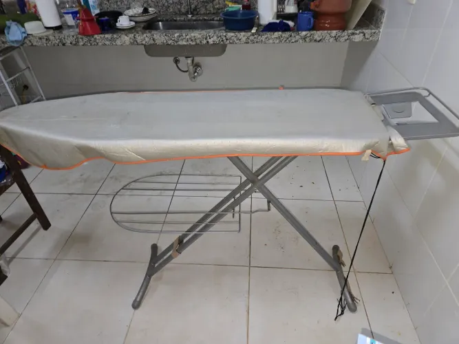Mesa de passar roupa