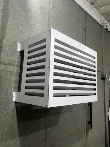 Grade veneziana para ar condicionado