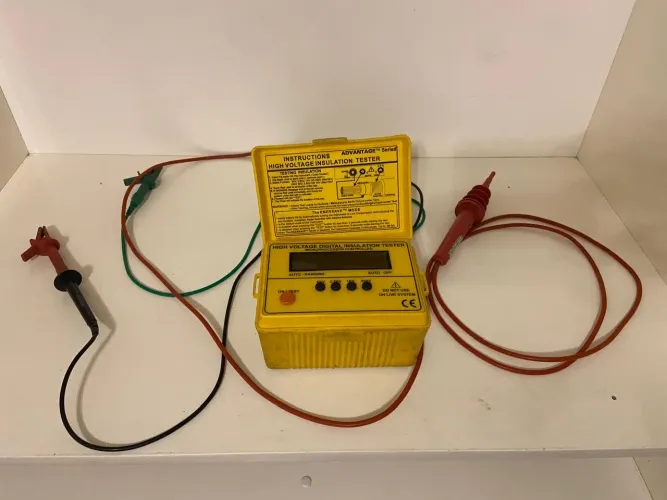 High voltage Digital Insulation Tester -Equipamento para testar isolamento de cabos